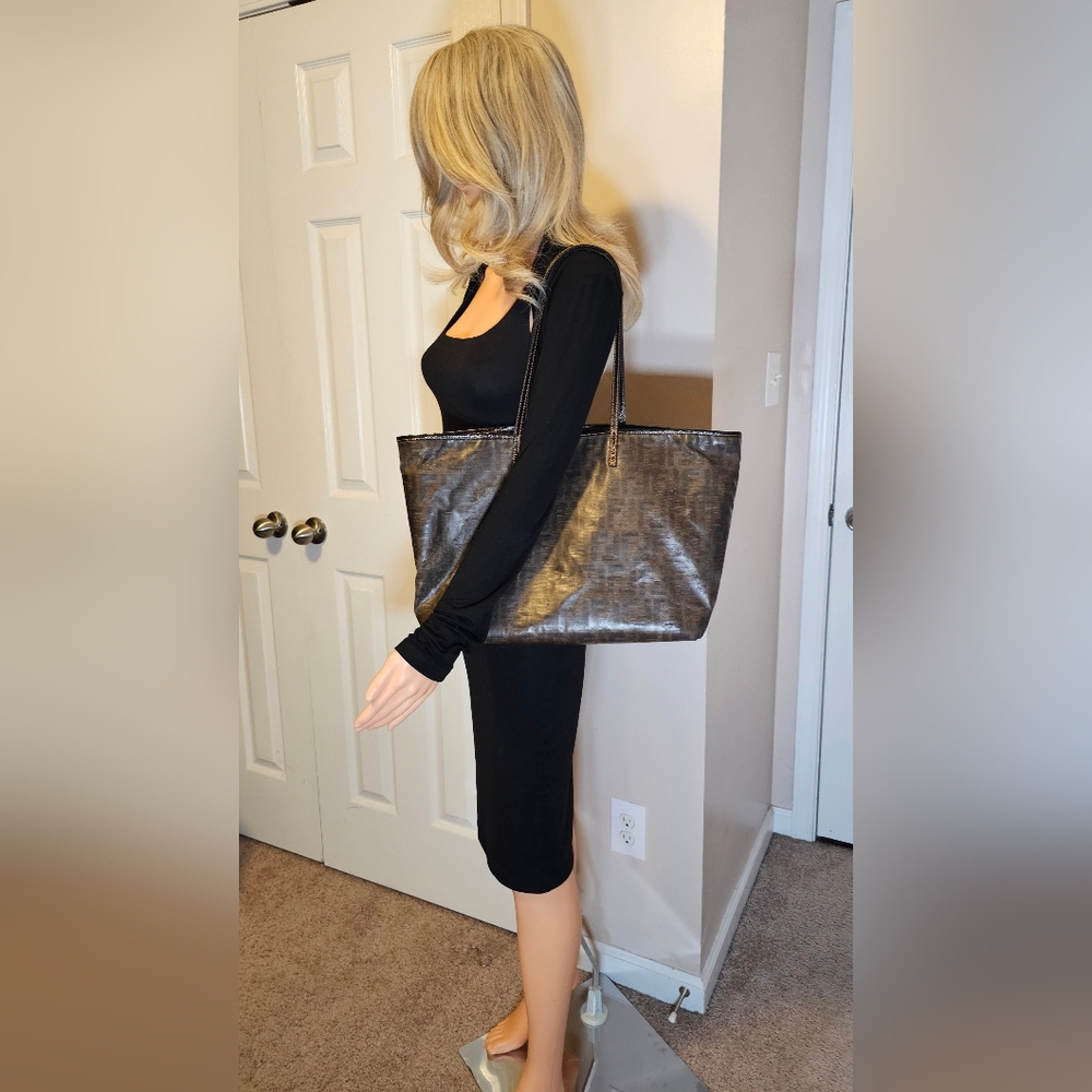 Authentic FENDI Zucca Spalmati Coated Canvas Tote - Picture 11 of 16